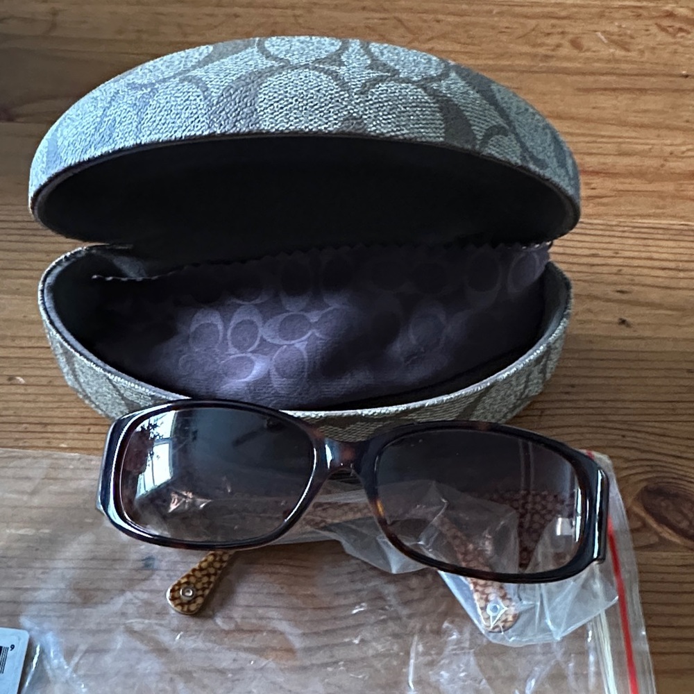 Coach Brown Sunglasses with Coach C Patterned Case